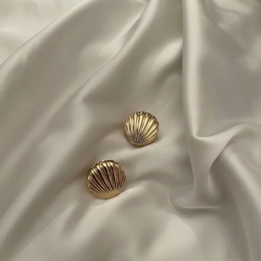 Sienna Huggie Earrings