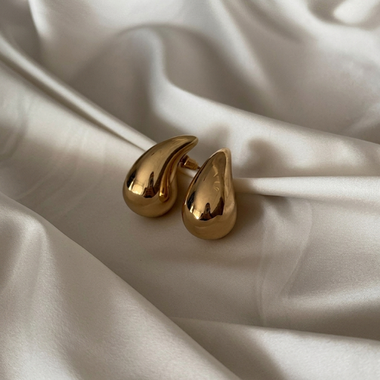 Delphine Pearl Earrings